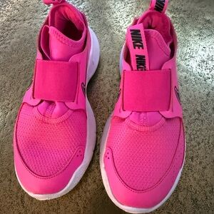 Nike Kids Fuchsia Slip-On Sneakers
